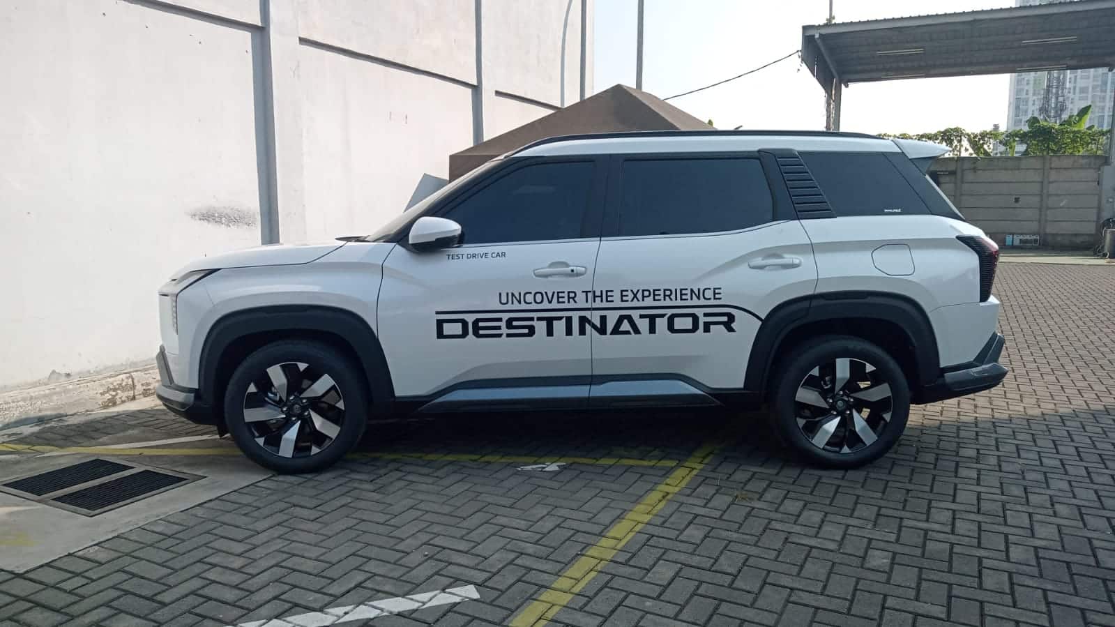 Mitsubishi Destinator Harga Promo & Spesifikasi