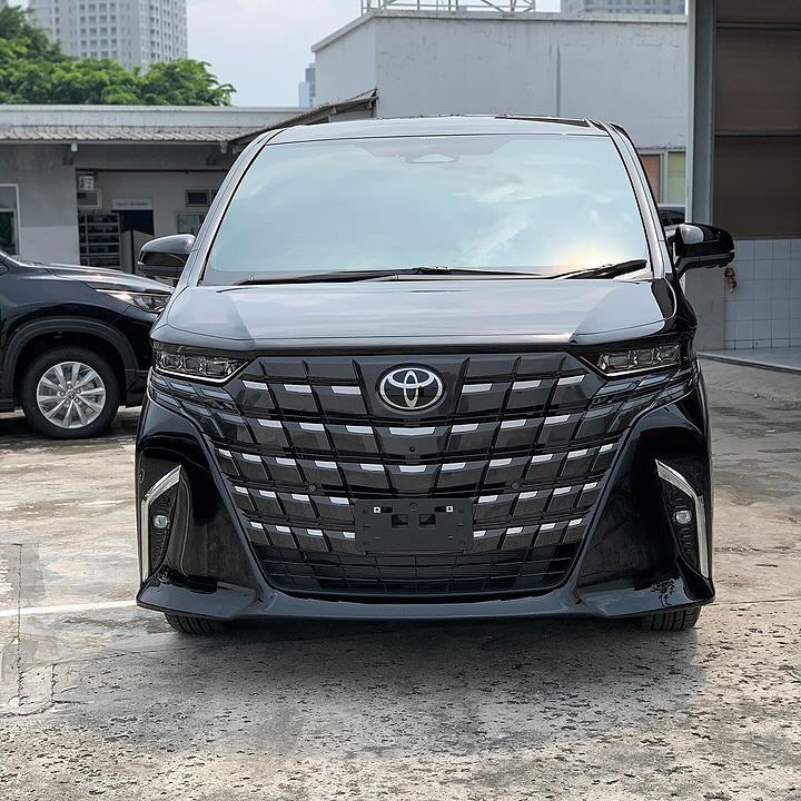 Promo Kredit Alphard