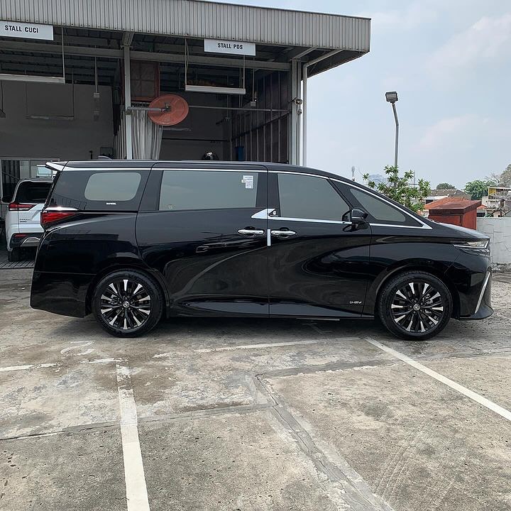 Promo Kredit Toyota Alphard