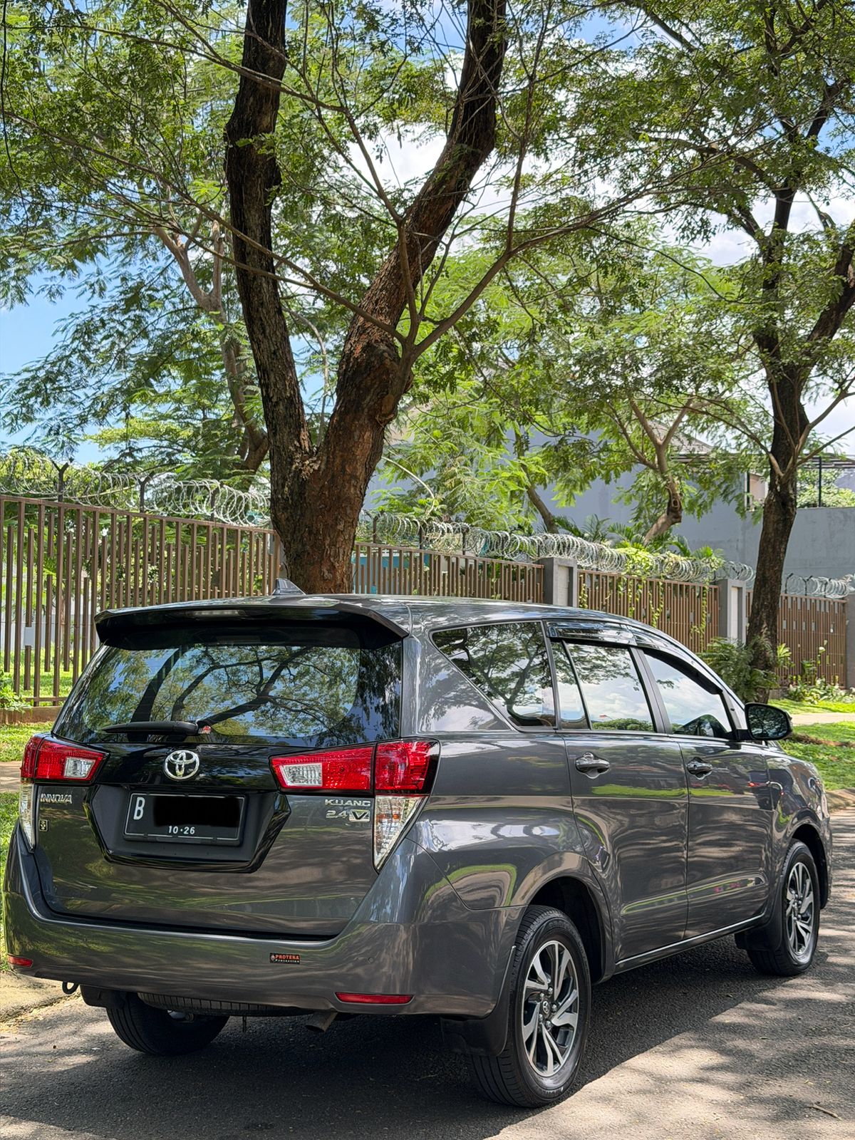 Jual Toyota Innova